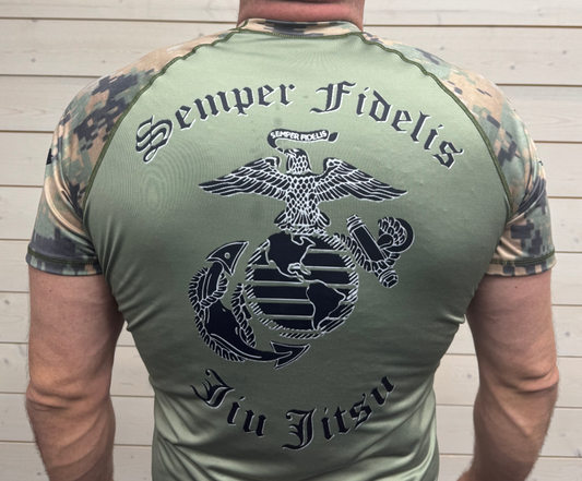 Marine Corp Camo Jiu Jitsu Rash Guard – Durable BJJ & MMA Training Top | Military-Inspired No-Gi Competition Gear